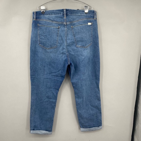 JEN7 7 For All Mankind Slim Boyfriend Jeans Cuffed Cropped Medium Wash Size 18 - Picture 7 of 12